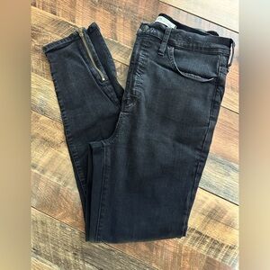 Madewell 11” roadtripper jeans. Black. Size 30. Skinny. Zipper ankle